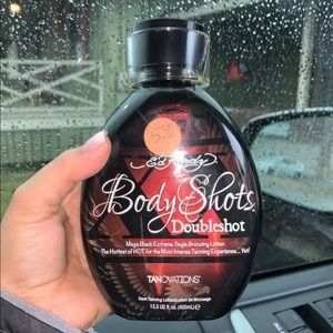 Ed Hardy Body shots tanning lotion